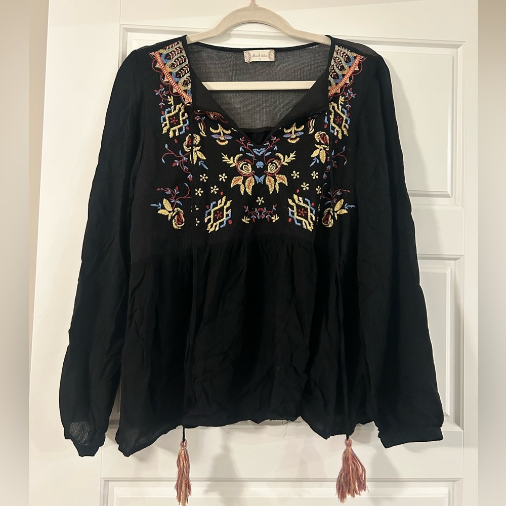 Altar'd State Black Vibrant Embroidered Multicolor Floral Babydoll Tassel Size L